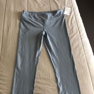 High waisted bootyful leggings!